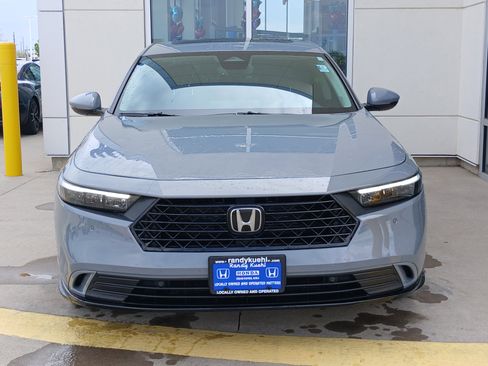 Used 2024 Honda Accord EX-L image 3