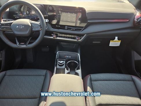 Used 2026 Chevrolet Equinox RS w/ Convenience Package III FWD image 12