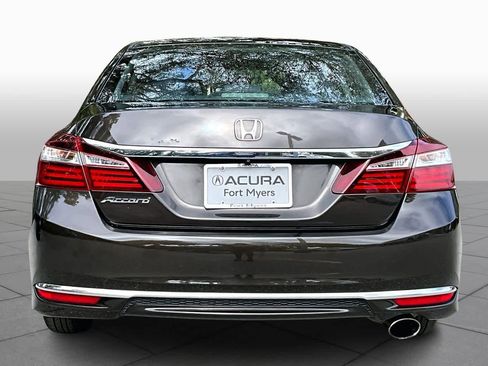 Used 2016 Honda Accord LX image 4