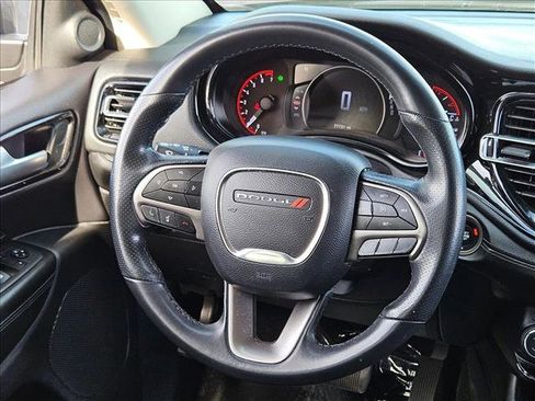 Used 2022 Dodge Durango SXT image 11