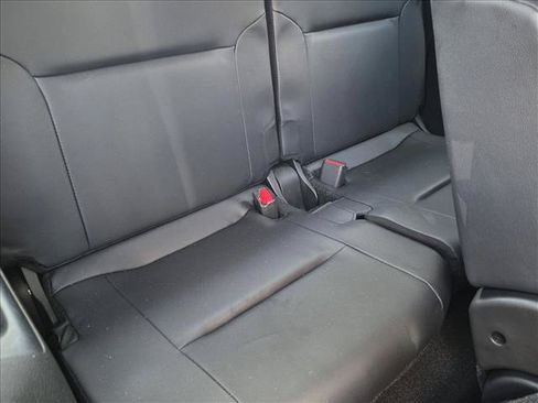 Used 2023 Mitsubishi Outlander SEL FWD image 20
