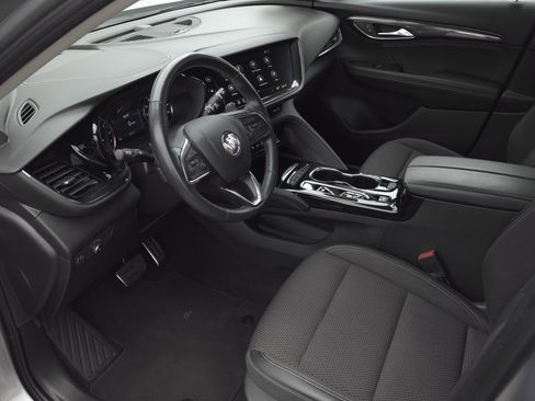 Used 2023 Buick Envision Preferred image 9