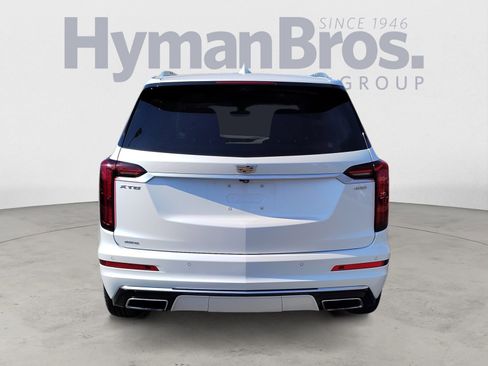 Used 2021 Cadillac XT6 Premium Luxury w/ Platinum Package image 4