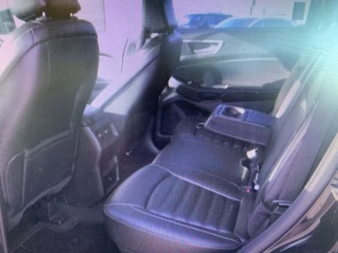 Used 2024 Ford Edge SEL image 14