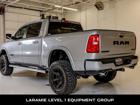 Used 2025 RAM 1500 Laramie w/ Sport Appearance Package AWD/4WD image 7