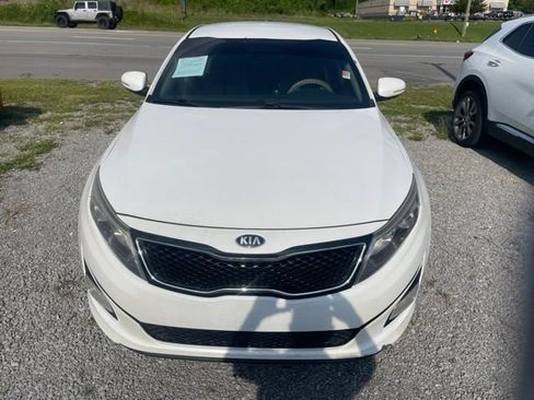 Used 2015 Kia Optima LX FWD image 2