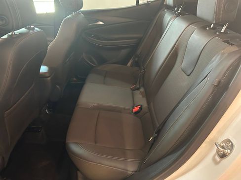 Used 2025 Buick Encore GX Preferred AWD/4WD image 24