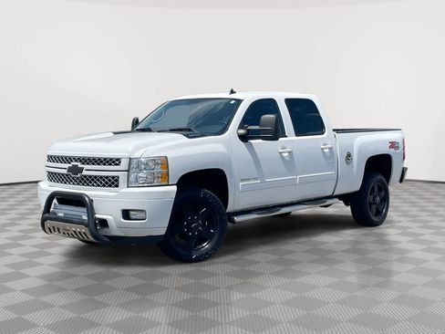 Used 2013 Chevrolet Silverado 2500 LT w/ Z71 Appearance Package AWD/4WD image 1
