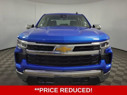 Used 2025 Chevrolet Silverado 1500 LT AWD/4WD image 2