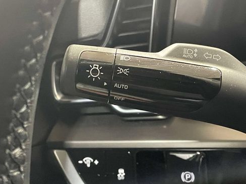 Used 2025 Kia Sportage EX FWD image 24