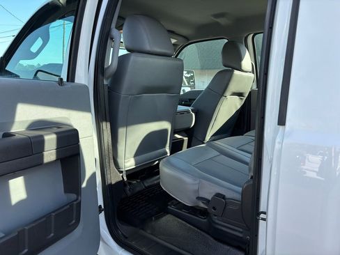 Used 2015 Ford F250 XL w/ Power Equipment Group image 21