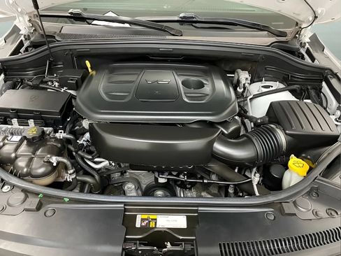 Used 2020 Jeep Grand Cherokee Laredo RWD image 15