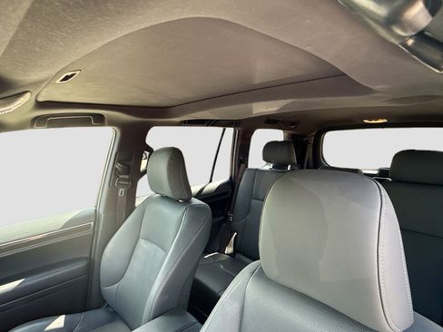 Used 2023 Lexus GX 460 Premium w/ Premium Package AWD/4WD image 26