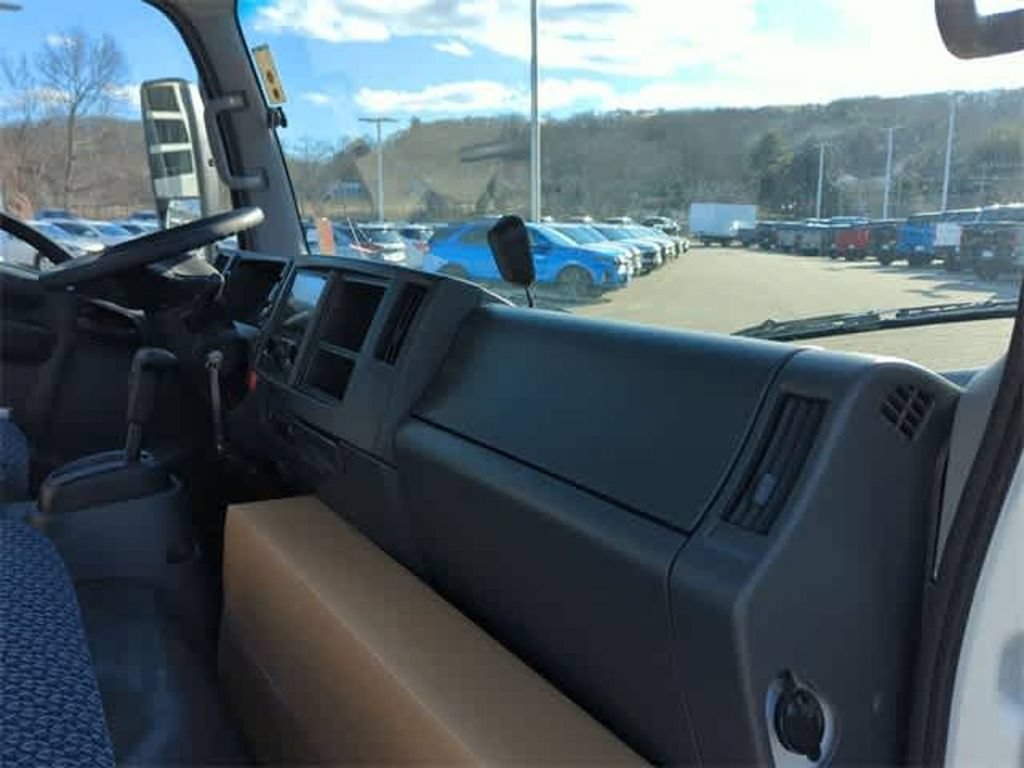 Used 2024 Chevrolet Low Cab Forward 4500 XD RWD image 54