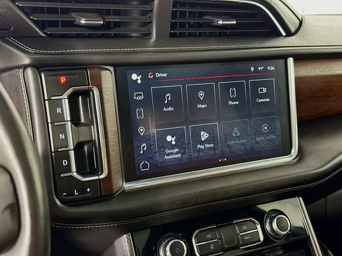 Used 2023 GMC Yukon Denali Ultimate w/ LPO, Floor Liner Package AWD/4WD image 16