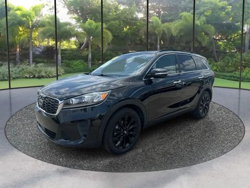 Used 2020 Kia Sorento S FWD image 1