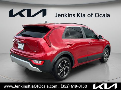 New 2026 Kia Niro LX FWD image 3