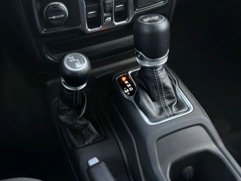 Used 2024 Jeep Wrangler Sahara w/ Technology Group image 14