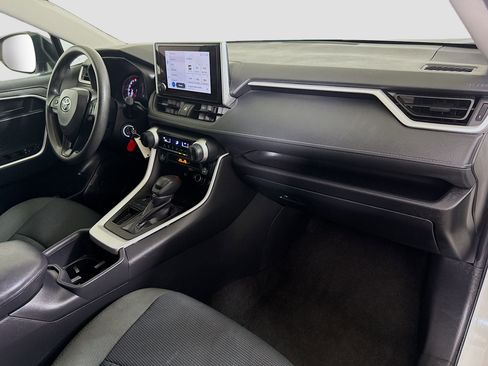 Used 2024 Toyota RAV4 LE image 29