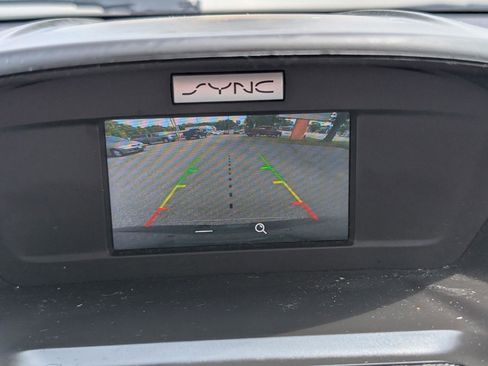 Used 2017 Ford Escape SE FWD image 23