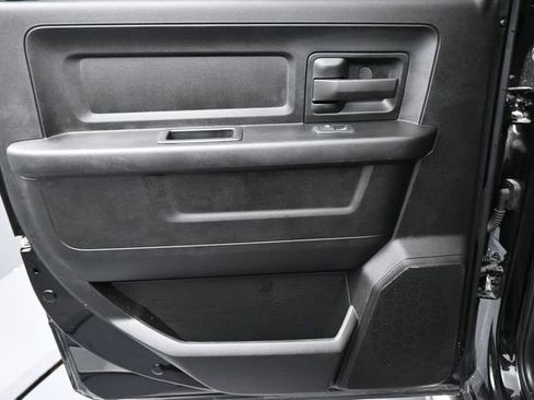 Used 2024 RAM 2500 Tradesman w/ Chrome Appearance Group AWD/4WD image 26