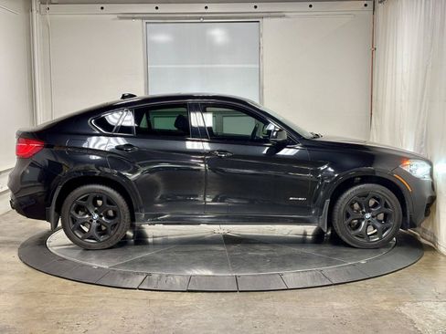 Used 2016 BMW X6 xDrive50i AWD/4WD image 11