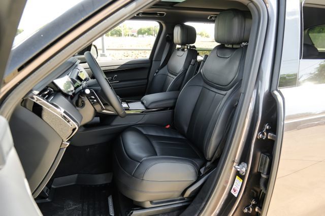 New 2026 Land Rover Range Rover Sport Dynamic SE AWD/4WD image 42