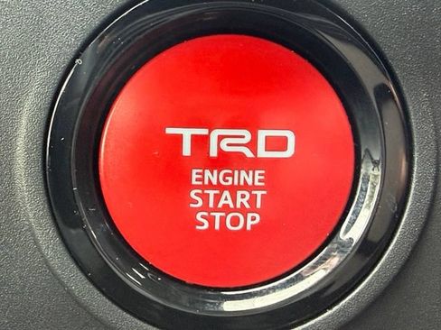 Used 2024 Toyota Tacoma TRD Sport AWD/4WD image 23