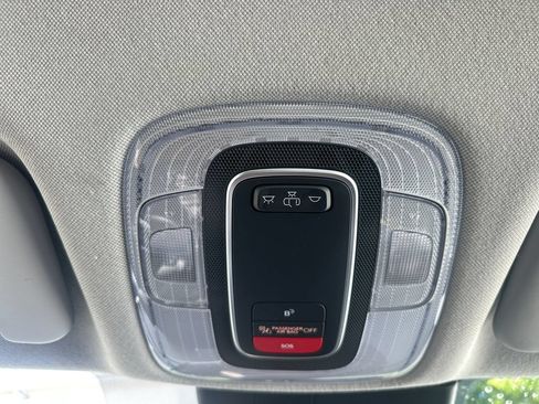 Used 2024 Hyundai Elantra SEL FWD image 20