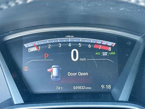 Used 2019 Honda CR-V Touring image 12