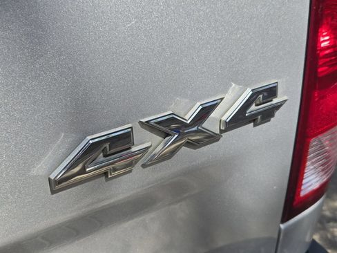 Used 2018 RAM 1500 Tradesman w/ Chrome Appearance Group AWD/4WD image 12