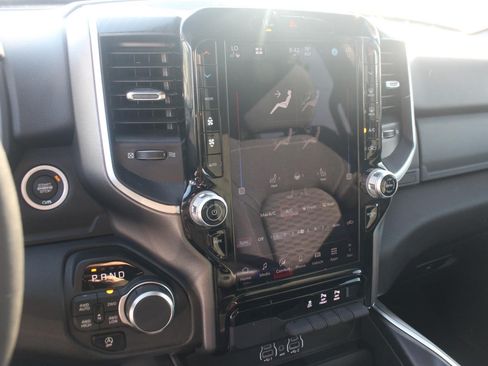 Used 2025 RAM 1500 Big Horn AWD/4WD image 20