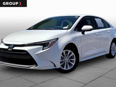 Used 2025 Toyota Corolla LE w/ LE Premium Package