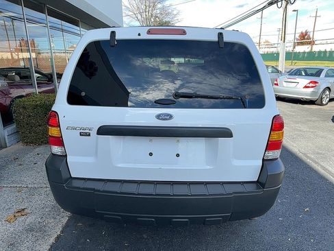 Used 2005 Ford Escape XLT image 23