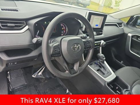 Used 2024 Toyota RAV4 XLE w/ Convenience Package FWD image 22