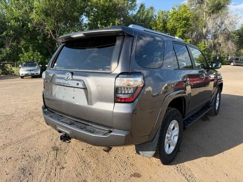 Used 2016 Toyota 4Runner SR5 AWD/4WD image 5