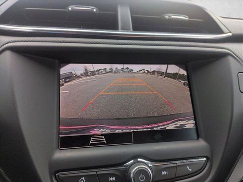 Used 2023 Chevrolet TrailBlazer RS image 15