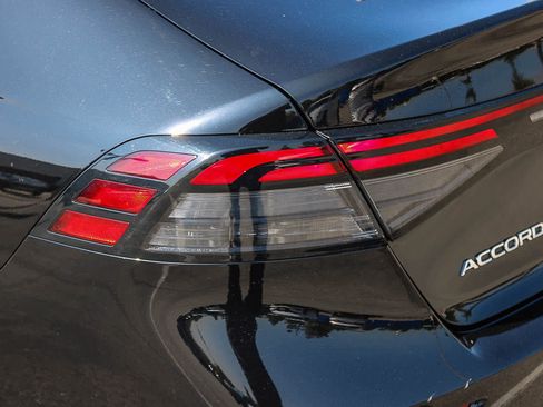 Certified 2023 Honda Accord LX image 9