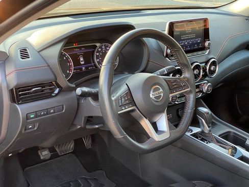Used 2023 Nissan Sentra SR w/ Midnight Edition Package FWD image 8