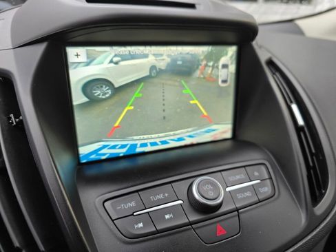 Used 2018 Ford Escape SE w/ SE Sync 3 Package image 19