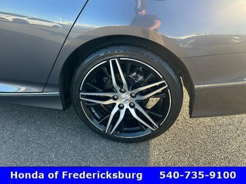 Used 2022 Honda Accord Touring image 32