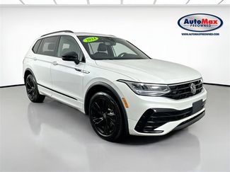 Used 2024 Volkswagen Tiguan SE R-Line video 1