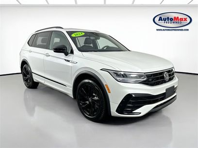 Used 2024 Volkswagen Tiguan SE R-Line
