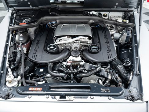 Used 2018 Mercedes-Benz G 550 Squared image 12