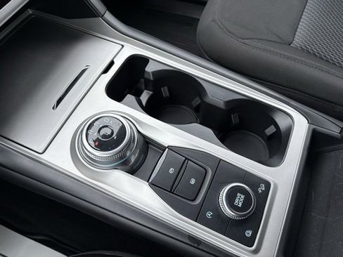 Used 2023 Ford Explorer XLT w/ Class IV Trailer Tow Package image 27