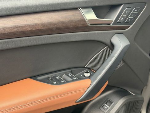 Used 2023 Audi Q5 2.0T Premium Plus w/ Premium Plus Package image 13