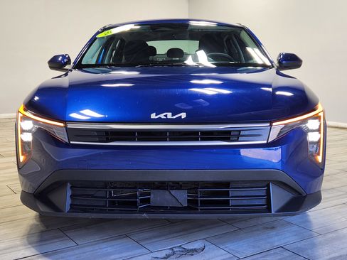 Used 2025 Kia K4 LXS FWD image 8