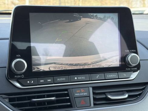 Certified 2024 Nissan Altima 2.5 SR image 6