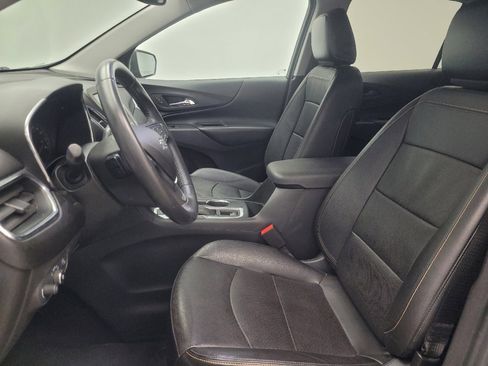 Used 2020 Chevrolet Equinox LT w/ Sport Edition image 17