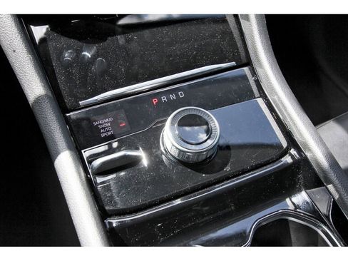 Used 2023 Jeep Grand Cherokee L Limited w/ Black Appearance Package AWD/4WD image 30